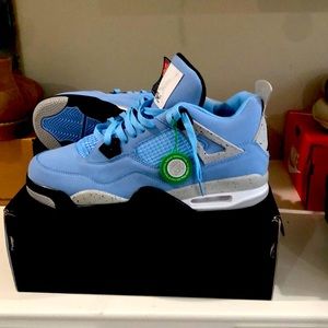 UNC blue Jordan reps